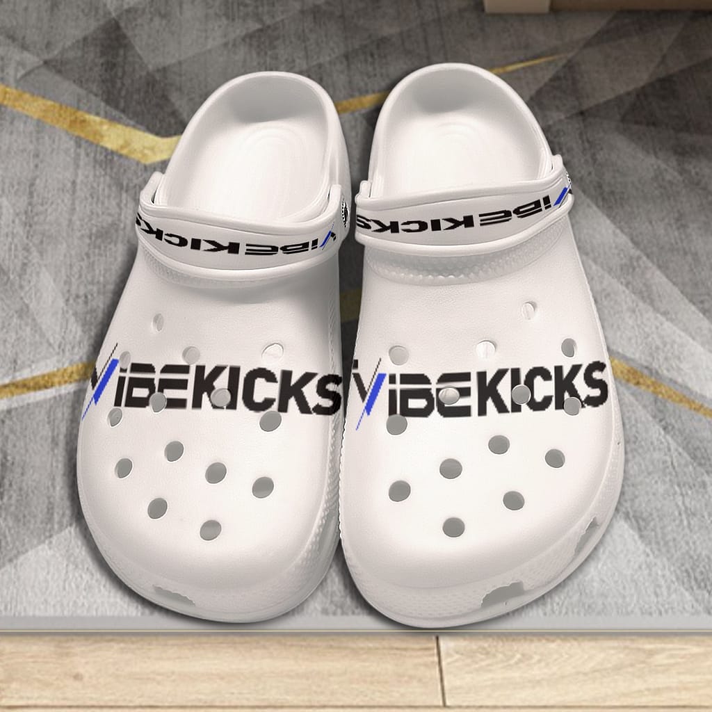 iVibeKicks Women's Classic Clogs - White